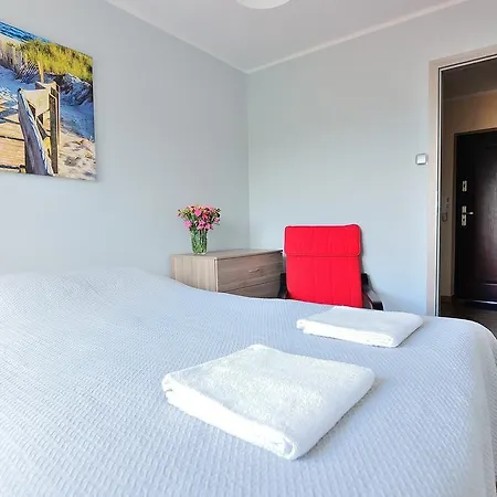 Family Victus In The Center By Renters * Sopot